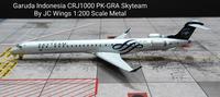 Gambar Garuda Indonesia CRJ1000 PK-GRA Skyteam By JC Wings 1:200 Scale dari Airshop Diecast undefined 1 Tokopedia