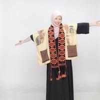 Gambar Baju outer etnik katun linen kombinasi tenun Maumere NTT dan tenun Baduy serta aksen sulam tangan batik topeng Malang 019 dari Nora Indonesia Malang undefined 2 Tokopedia