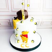Gambar Kue Ulang Tahun/Birthday Cake/Kue Ultah Tema winnie The Pooh/Winnie The Pooh Cake/Kue Birthday Cake dari Stelette Cake_NEW undefined 3 Tokopedia