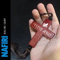 Gambar Gantungan Salib Kayu I Love Jesus Hiasan Spion Car Mobil Aksesoris Nasrani Gerejawi Pajangan dari Nafiri Online Shop undefined 2 Tokopedia