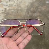 Gambar kacamata Titanium Vintage original second Japan dari eyeuseid undefined 2 Tokopedia
