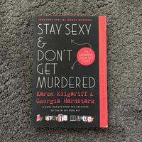 Gambar STAY SEXY & DON'T GET MURDERED by KAREN KILGARIFF & GEORGIA HARDSTARK (CLEAN, LIKE NEW) dari JBL BOOKS undefined 1 Tokopedia