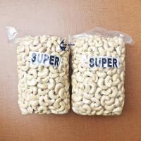Gambar Ready Kacang Mede Super 1Kg Cashew Nuts Mete Asli Sulawesi Packing Vakum dari jimbarwana undefined 1 Tokopedia