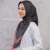 Gambar Voal original motif Kode (M 101- M 150) Hijab Segi Empat / Kerudung segi 4 Voal Motif Premium Super Nyaman by abbasy boutique Segiempat - m108 dari abbasy.boutique undefined 3 Tokopedia