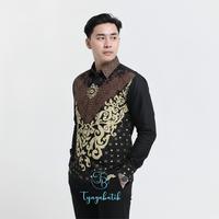Gambar Kemeja Batik Pria Baju Lengan Panjang Slimfit Lapis Furing Batik Tyaga 1221 Bahan Katun Premium Elegan Motif Formal Warna Hitam Original Kantor Kondangan Trend 2025 Asli Solo - S dari Batik Tyaga_NEW undefined 2 Tokopedia