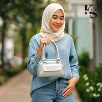 Gambar KEENSA Aira Bag Tas Wanita Terbaru Tas Tangan Tas Selempang Kecil Persegi Muat Hp Summer Sling Bag Tas Genggam Tas Handphone Tas Wanita Retro Kulit PU ootd tas - Hitam dari keensa_NEW undefined 2 Tokopedia