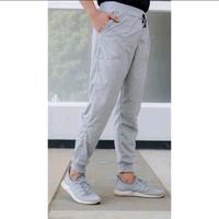 Gambar CELANA Jogger Hitam Polos Celana OLAHRAGA CELANA JOGGER   JOGGER SWEAT Nyaman Pria Wanita sport bali original xxl lightgrey 4xl warna hitam Abu Lari Joger - Hitam, S dari SCOOJETT undefined 5 Tokopedia