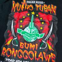 Gambar Kaos Pagarnusa Kutho Tuban Bumi Ronggolawe Sablon Plastisol Katun Distro Atasan Pria - Oblong, Baju, Wanita, Motif, Pendek, Hitam - putih, M dari lintang9bojonegoro_NEW undefined 4 Tokopedia