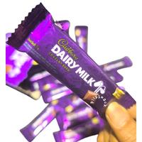 Gambar Coklat Cadbury Dairy Milk 1 box isi 20 cadburi coklat susu cadburi 2000 Chocolate Snacks - 10 pcs Saja dari DILASNACK undefined 5 Tokopedia