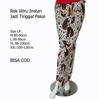 Gambar Rok Wiru Jarik Wanita Adat Jogja Instan Tinggal Pakai rok sobek samping Panjang - Parang, XXXXL dari Tiwi Batik undefined 4 Tokopedia