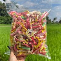 Gambar SEBLAK BETON daun jeruk 250gram CEMILAN SYAKIRA  Food  Snack Pedas Camilan Kerupuk Makanan Kering Goreng Makaroni daun jeruk jajanan kekinian mix Asin Renyah makaroni  syakira - Original dari Cemilan Syakira_NEW undefined 3 Tokopedia