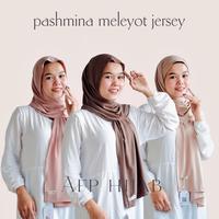 Gambar Pashmina Kaos Jersey Meleyot Pashmina Jersey Premium - Afp hijab Muslim Kerudung Panjang hijab  kaos - Sage mint, 180x60 dari AFP HIJAB undefined 1 Tokopedia