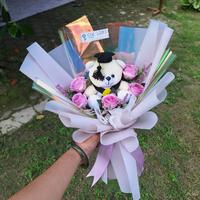 Gambar Cik Ling Florist Buket Bunga Wisuda Buket Boneka Wisuda Buket Bunga Palsu Hadiah Kado Dolls dari cik ling florist undefined 3 Tokopedia