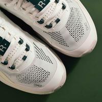 Gambar ON The Roger Pro White Evergreen (100% Authentic) - 41 dari Senikersku undefined 5 Tokopedia