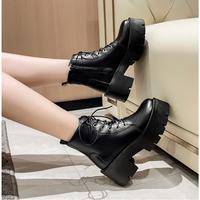 Gambar CINDERCILLA LAND SEPATU KEREN WANITA 1915 Boots Sepatu Sneakers Wanita Docmart Putih Hitam Import - 1816 PUTIH, 40 dari Cindercilla Land undefined 2 Tokopedia