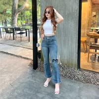 Gambar MCO JEANS – Jeans 43 | NICHI Cutbray  7/9 Jeans streatch Double Button / Highwaist / Wide Leg petite Jeans Wanita / Celana Jeans Wanita Populer - Dark Vintage 7/9, 30 dari MCOJEANS undefined 5 Tokopedia