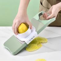 Gambar [ Pplus ] Parutan Serbanguna Stainless Potong Iris Sayur Buah Premium Vegetable Cutter 6 pisau + wadah Transparan / Slicer Stainless Kitchenware - Hijau dari Bestylifeshop undefined 4 Tokopedia