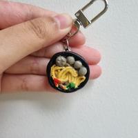 Gambar Gantungan Kunci Makanan Mini Bakso Keychain Ganci Bag Charm Clay Resin Hadiah Tas Aksesoris keychain dari Kongie Clay undefined 2 Tokopedia