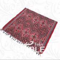 Gambar Kain Tenun Pua Kumbu Khas Dayak - Maroon dari Noble Pontianak undefined 1 Tokopedia