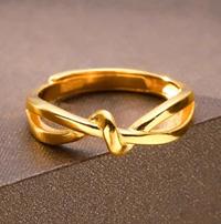Gambar cincin emas wanita (Ukuran yang dapat disesuaikan) cincin lapis emas bahan Kuningan kualitas premium Cincin Nikah Lapis Emas cantik Pasangan Pengantin cincin tunangan Desain sederhana Cincin pasir model emas twist ring dari pierced fashion undefined 2 Tokopedia