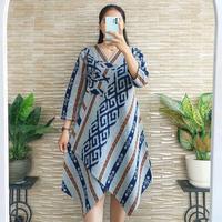 Gambar Dress Tenun Wanita Kekinian Model Modis Tenun Blanket Ethnic Nusantara Casual Baju Etnik - Salur Merah, S dari ROK TENUN INDONESIA undefined 5 Tokopedia