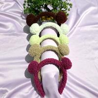 Gambar Paket Usaha (1 Lusin) Bando Pom Pom Bulu Isi 12 Korea Style by calfani dari Calfanishop undefined 1 Tokopedia