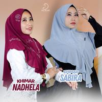 Gambar OLIEVE HIJABS l KHIMAR NADHELLA x KHIMAR SABIRA Ceruti Polos Cantik Elegan Wanita Muslim Syari Kerudung Instan Dewasa Ceruty Hitam Layer Soft Pad Khimar Panjang Payet Ceruty Baby Doll - NADHELLA - Hitam dari Olieve Hijabs undefined 1 Tokopedia