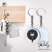 Gambar [KEYRING PRESS] UNIVERSITAS DUNIA POPULER Gantungan Kunci Keychain Aksesoris Souvenir WORLD COLLEGE UNIVERSITY - KEY HARVARD dari DUTA GRAHA undefined 4 Tokopedia