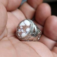 Gambar Cincin batu pirus putih asli original urat merah hitam ceplok kuro / pirus persia urat emas Ring - dim 12-14 mm, size 5 dari ASMoficial undefined 5 Tokopedia