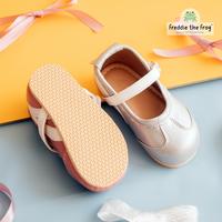 Gambar Sepatu Anak - Toddler Shoes - First Walker Shoes | Freddie the Frog | Keisha Series - Keisha Silver, Size 23 dari Freddie the Frog Shoes undefined 5 Tokopedia