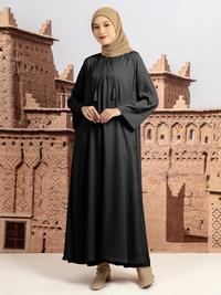 Gambar ELZATTA GAMIS ABAYA SILK TEXTURE - Gamis Abaya Bahan Silk Hitam dengan Desain Elegan dan Tassel di Dada - Hitam, S dari ELZATTA NGANJUK undefined 1 Tokopedia