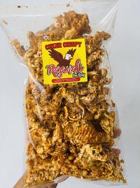 Gambar 250gr KERIPIK CEKER TANPA TULANG TANPA TEPUNG BU LELY PREMIUM HOT DAUN JERUK / KERUPUK RAMBAK CAKAR AYAM CRISPY RAJAWALI  Asin Food Snack Pedas - Asin dari Rajawali Bu Lely Snack undefined 4 Tokopedia