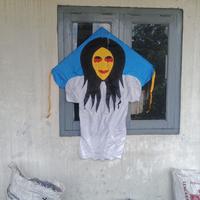 Gambar promo Layangan hantu kuntilanak , layang-layang bahan bambu dan kain mainan anak-anak. dari NATASYATOKO_NEW undefined 3 Tokopedia