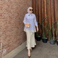 Gambar Baju Faiza Top Premium dengan Bahan Katun Tencel Import Konbinasi Katun Burkat atletis ivory Wanita Atasan Kombinasi - All size, Black dari Myl fashion store undefined 1 Tokopedia