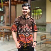 Gambar Kemeja Batik Pria Lengan pendek Baju Batik Pria Jumbo M,L,XL,XXL,3XL.4XL,5XL,6XL Batik Pekalongan Termurah Terlaris-Baju batik pria modern mewah hem batik new motif keren banget MARI KITA COBA Dewasa Katun Distro - SANGKURIANG, M dari Pripoen Batik undefined 1 Tokopedia