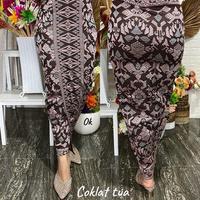 Gambar ROK SONGKET BALI BORDIR TERBARU PREMIUM STRETCH | KAMEN JADI BORDIR STRAIT SONGKET ZIGZAG - Navy, M dari kebayamodern.ind undefined 4 Tokopedia