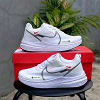 Gambar SEPATU RUNNING NIKE ZOOM GORETEX PRIA WANITA TERBARU SIZE 37 - 41 Casual Sneakers Shoes Hitam Putih Black Kasual running santai - hitam putih, 37 dari NcSport_NEW undefined 2 Tokopedia