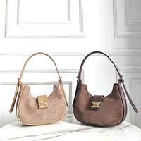 Gambar Raisha Bags Selempang Kulit Wanita - Tas Bahu Elegan dan Simpel untuk Santai & Pesta - Tas Cewek dengan Desain Klasik Sling Bahan Kulit Sintetis Premium Warna Hitam Pink Mocca Coklat Dimensi 21x12cm Penutup Resleting Model Shoulder Bag - hitam dari fukuri undefined 3 Tokopedia