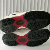 Gambar Sepatu Second Original Yonex Size 36/23cm dari Oristore2 undefined 4 Tokopedia