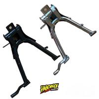 Gambar STANDAR TENGAH GRAND | standar standard standart jagang jagrak cagak tengah dua 2 stand comp main honda astrea grand bulus prima star legenda impresa impressa warna crom krom chrom chrome hitam original ahm hgp good quality - ORIGINAL dari HABENAGEN undefined 1 Tokopedia