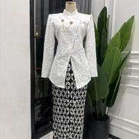 Gambar Kebaya janggan // kebaya janggan kretek // kebaya dian sastro // kebaya pesta // kebaya kartini // kebaya gadis kretek // kebaya encim - Putih, Atasan saja M dari Kanaya.butik undefined 1 Tokopedia