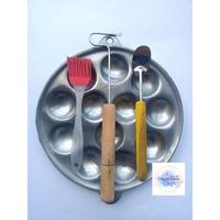 Gambar Cetakan Telur Congkel Takoyaki Cetakan Lubang 12 / Wajan Cetakan Cilor Maklor / Baklor Free Congkel Telur Sotil Kuas Anti Lengket - Cetakan + Sotil, LUBANG 12 dari kios grosir iding undefined 4 Tokopedia