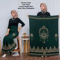 Gambar Pbk.id 40 •Sarung santriwati ~ Sarung Goyor ~ Sarung Wanita Terbaru Motif pita Bahan Rayon Adem lembut Nyaman di pake seharian Sarung Lebaran Putri Dewasa Muslim Kain Batik Pekalongan Hitam Remaja Katun - Sakura Hitam, Sarung Goyor remaja dewasa dari PBK.ID undefined 1 Tokopedia