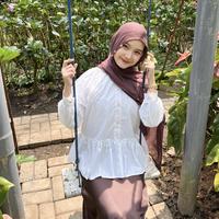 Gambar NENA Aqeela Blouse - Atasan Wanita Katun Soft Popplin Tencel - Broken White dari Nena Fashion undefined 1 Tokopedia