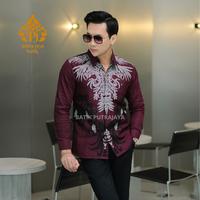 Gambar PJ.ID Winata Burgundy Kemeja Batik Pria Slimfit Lengan Panjang Katun Lapis Furing Elegan Untuk Kondangan Lamaran Kantor - M dari Putrajaya Batik Solo undefined 2 Tokopedia