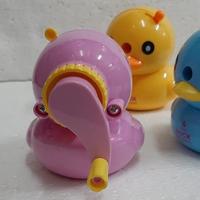 Gambar RAUTAN PENSIL/SERUTAN MEJA PUTAR BEBEK/KODE TG 3083/ 1 DUS 120 PCS dari MTR stationery undefined 4 Tokopedia