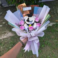 Gambar Cik Ling Florist Buket Bunga Wisuda Buket Boneka Wisuda Buket Bunga Palsu Hadiah Kado Dolls dari cik ling florist undefined 1 Tokopedia