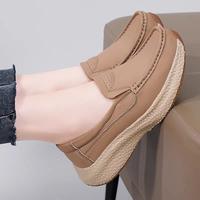 Gambar Shoecenter Sepatu Wedges Wanita Slip On Tipe 1187 - cream, 36 dari shoecenter.id undefined 4 Tokopedia