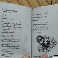 Gambar Buku Cara Termudah Bermain Gitar Dengan Lagu Populer - Panduan Gitar A5 21x15 Cm - Resep, Psychology, Habits dari Pojokbaca_NEW undefined 4 Tokopedia