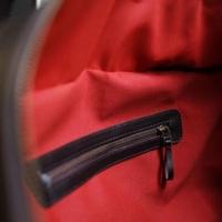 Gambar C.O. Daytrip Sand Leather Duffel Bag dari Letsdothis Indonesia undefined 4 Tokopedia